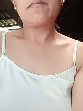 Lily_sexxy4233 - Mong Gặp Được Người Tốt