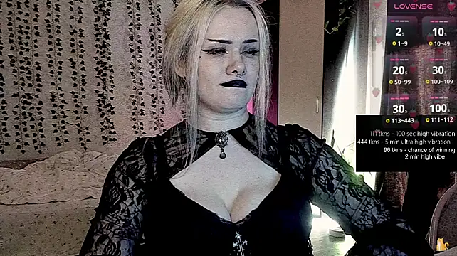 Strawberry_elfcat - hand bra