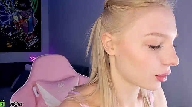 Alice_Taylori - Make ass shake and spank it 15 times