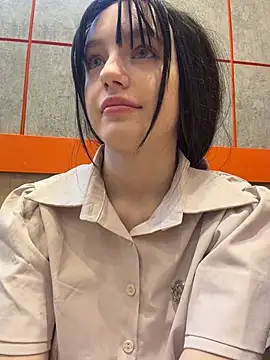 Lilonok - Show pussy