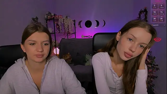 Khloebeauty - flash tits