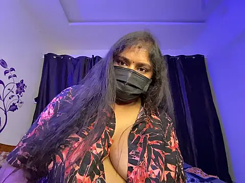 UR_Chocogirl - Chocolate on boobs