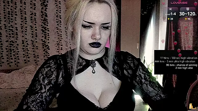 Strawberry_elfcat - hand bra