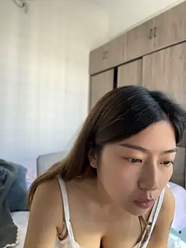 Olivia_0919 - 赚钱买小粉.不开票，只接c2c. Pvt表演超大肉棒自慰菊花