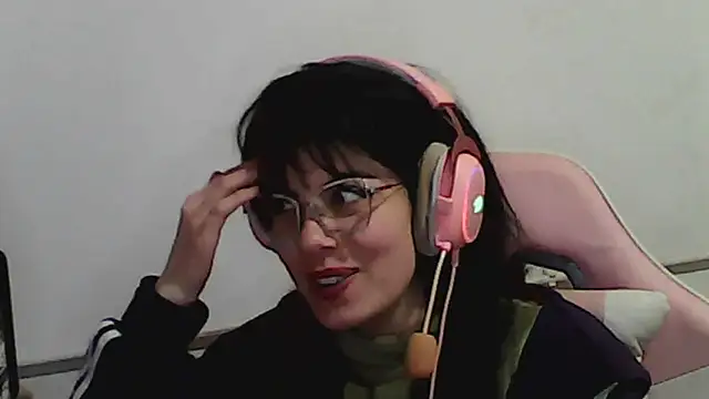 Owly_bloom - just chatting
