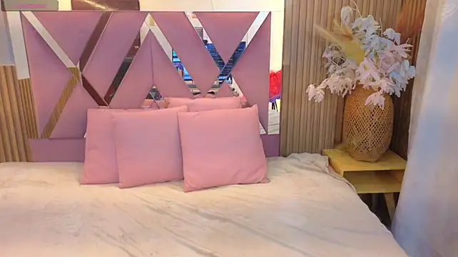 ANNE_TAY1 - spanks ass x 10
