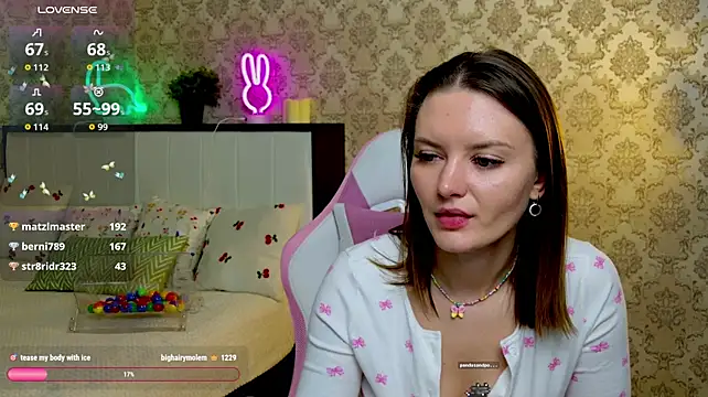 Ursula_Andres - tease my pussy (hand in panties)