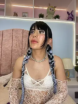Medussa09 - stick two fingers in the pussy.😜😜