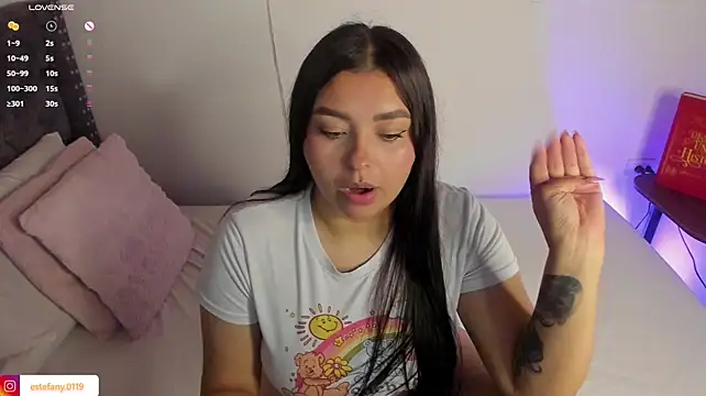 Estefany09_ - slap my naughty wet pussy