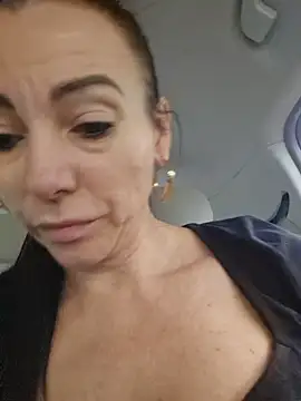 Milflovelyxxx - tease me with your touch