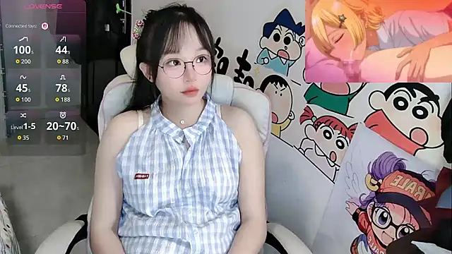Angela-AMY - 我的心思很好猜，除了减肥就是发财 脱一件吧
