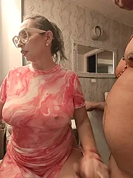Lossexycacha - She plays with a cock on her tits.