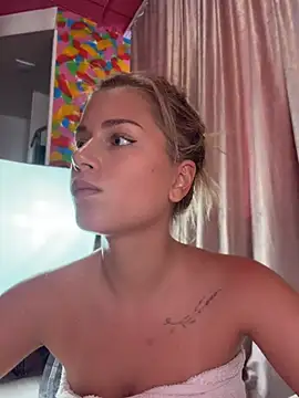 NinaVerse - fuck my ass with dildo