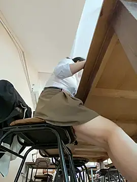 Masturbate-secretly - off underwear&bra at caffee shop