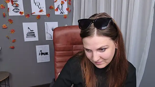 ElizabethGlow - sexy dance