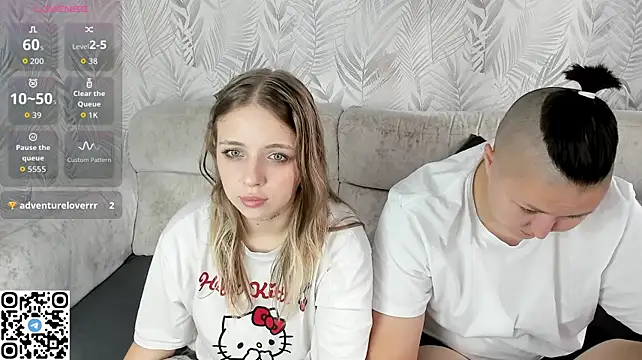 Alice_Halle - TWO NAKED PUSSY IN DOGGY!