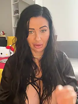 IRISWHITE17