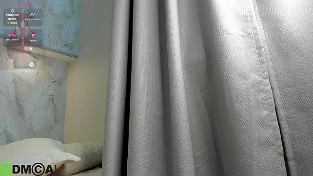 Ruth_Oliver - 🔥Boost your tits so they bounce😏