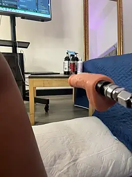 Amara_wet04 - Naked-Last tipper control toys