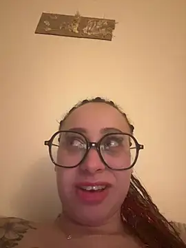 Queenlo_xxx - gagne 2 vidéos👅