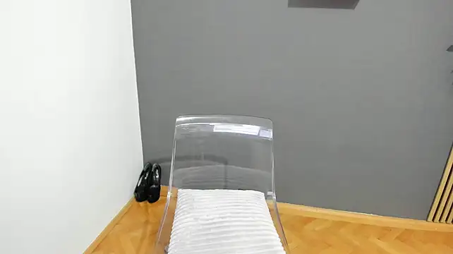 EmmaGracee_ - Make me squirt😜