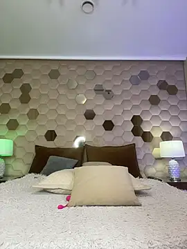XLindaMilfX - Deserve your QUEEN!👑🍾🥂MADE ME HAPPY!