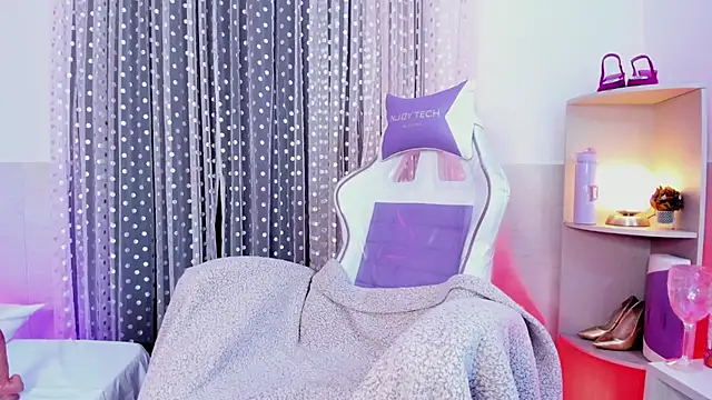 Pinky__bunny - foot job
