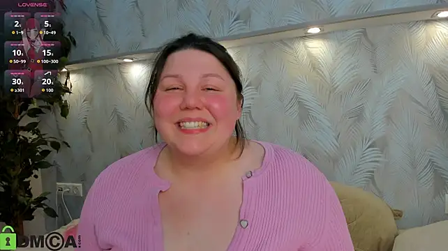 Ruth_Oliver - 🔥Boost your tits so they bounce😏