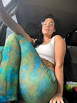 MeekyRich - Dildo on pussy