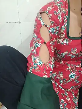 Hot_Riya_999