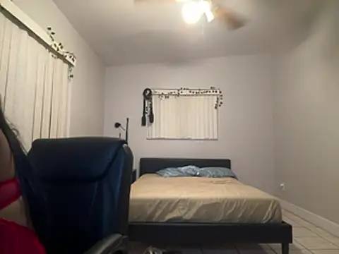Gator_Zoe - 5 minute blowjob