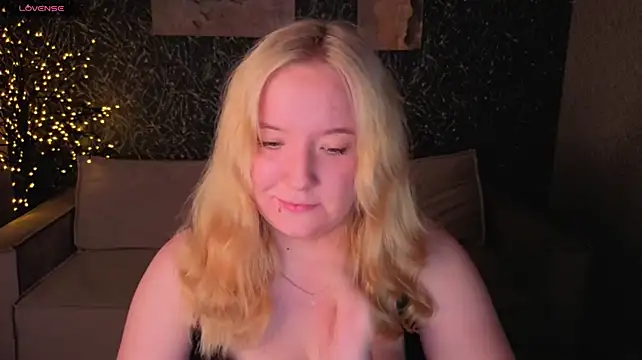 Sophia_Millery - boobs shake