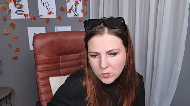 ElizabethGlow - sexy dance