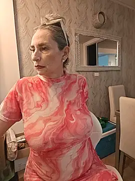 Lossexycacha - She plays with a cock on her tits.