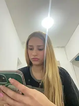 Barbie107 - Mostrar os peitos
