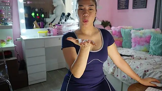 AsianSweetMilf - dildo ride and squirt! / 4mins control