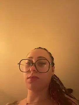 Queenlo_xxx - gagne 2 vidéos💦