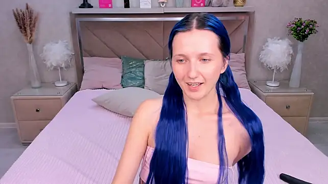 MiaKarlos - Slap my Ass To Be RED😏