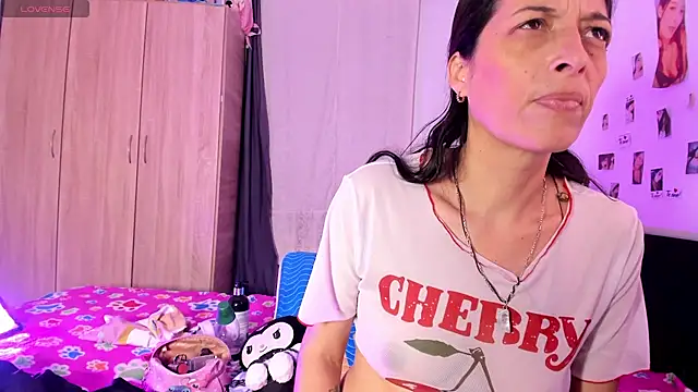 ShaunaDream - Ride Dildo Show