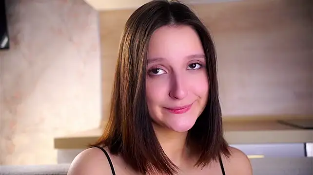 FalineBeacher - Play with fingers is close to cam
