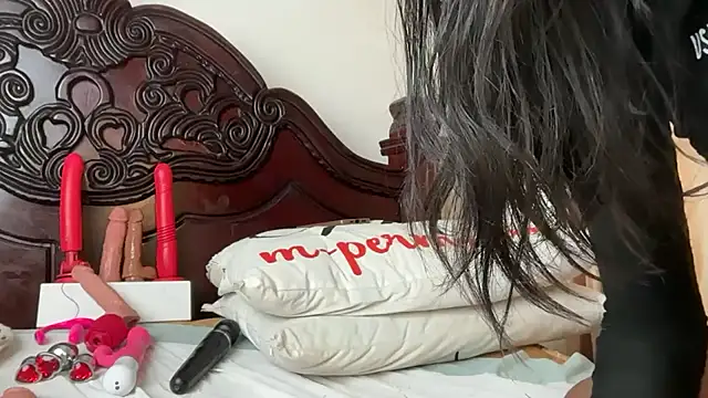 AudreySpanksFuck- - going harder+squirt all over bed