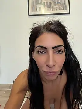 YasmineRiva - 💦☂️ Big squirt + LT 🎁