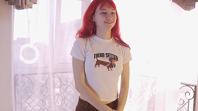 InternetGirlfriend - show my long tongue
