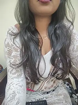 Hot_zeclin - Tight cameltoe move up down on pussy 💦