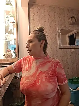 Lossexycacha - She plays with a cock on her tits.