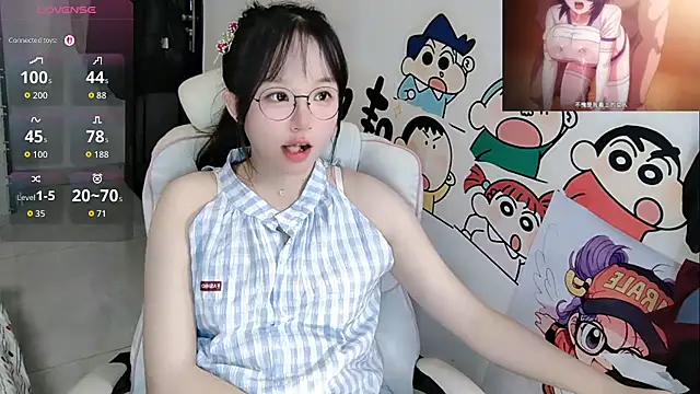Angela-AMY - 我的心思很好猜，除了减肥就是发财 脱一件吧