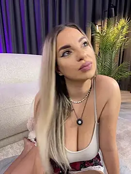 PearlPlenty - Spank that ass x5🍑