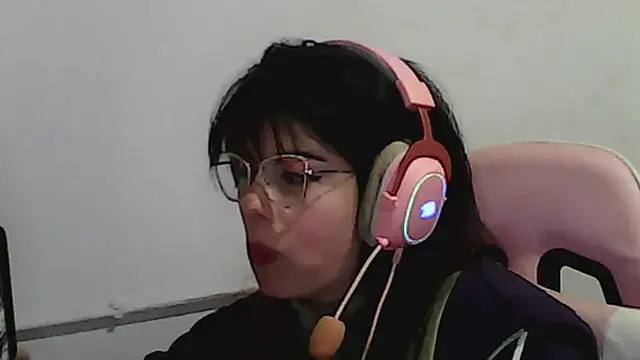 Owly_bloom - just chatting