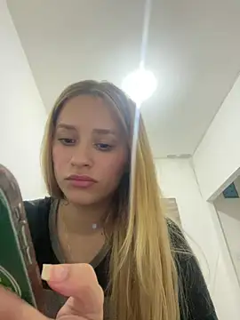 Barbie107 - Mostrar os peitos