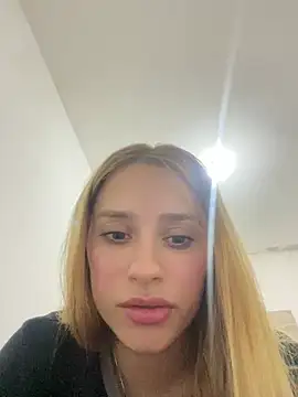 Barbie107 - Mostrar os peitos